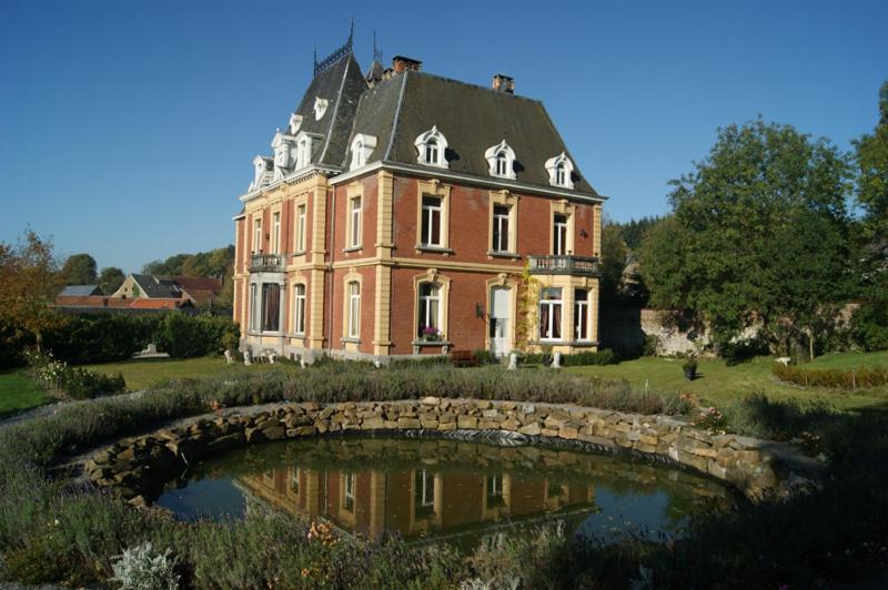 Chateau Neufays, Bélgica