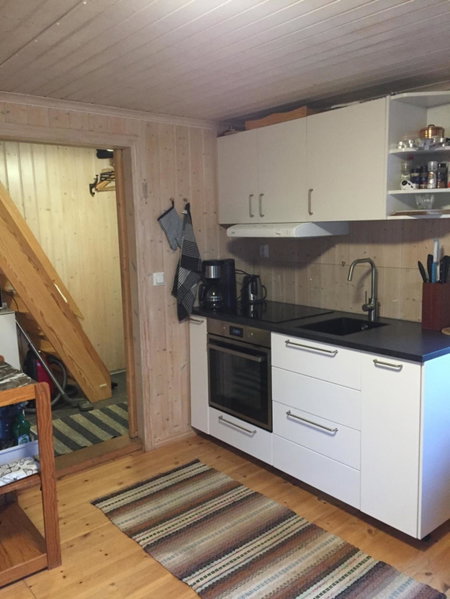 Stuga vid viltåker nära norska gränsen, Strömstad, Sweden