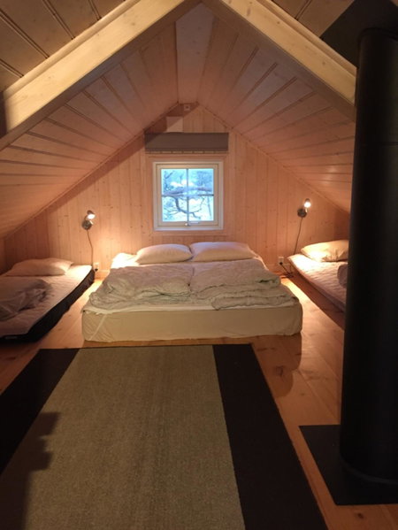 Stuga vid viltåker nära norska gränsen, Strömstad, Sweden