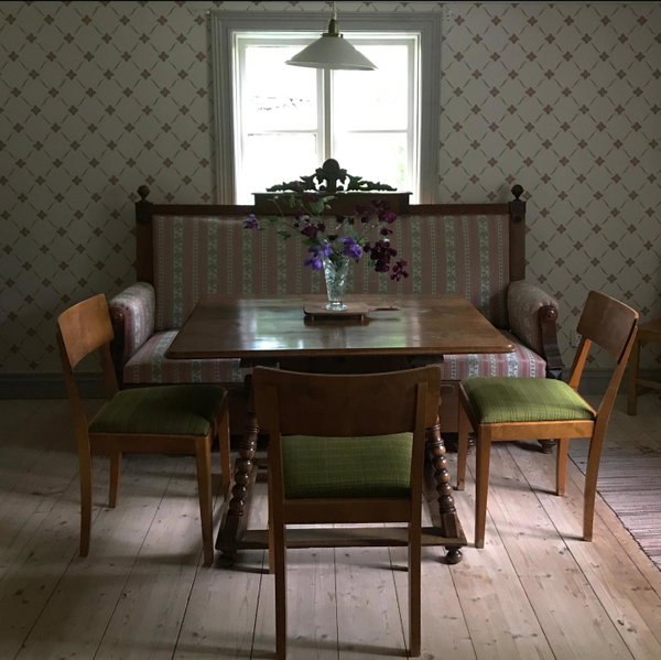 Vandrarhemmet Årås Säteri och Trädgårdar, Årås, Sweden