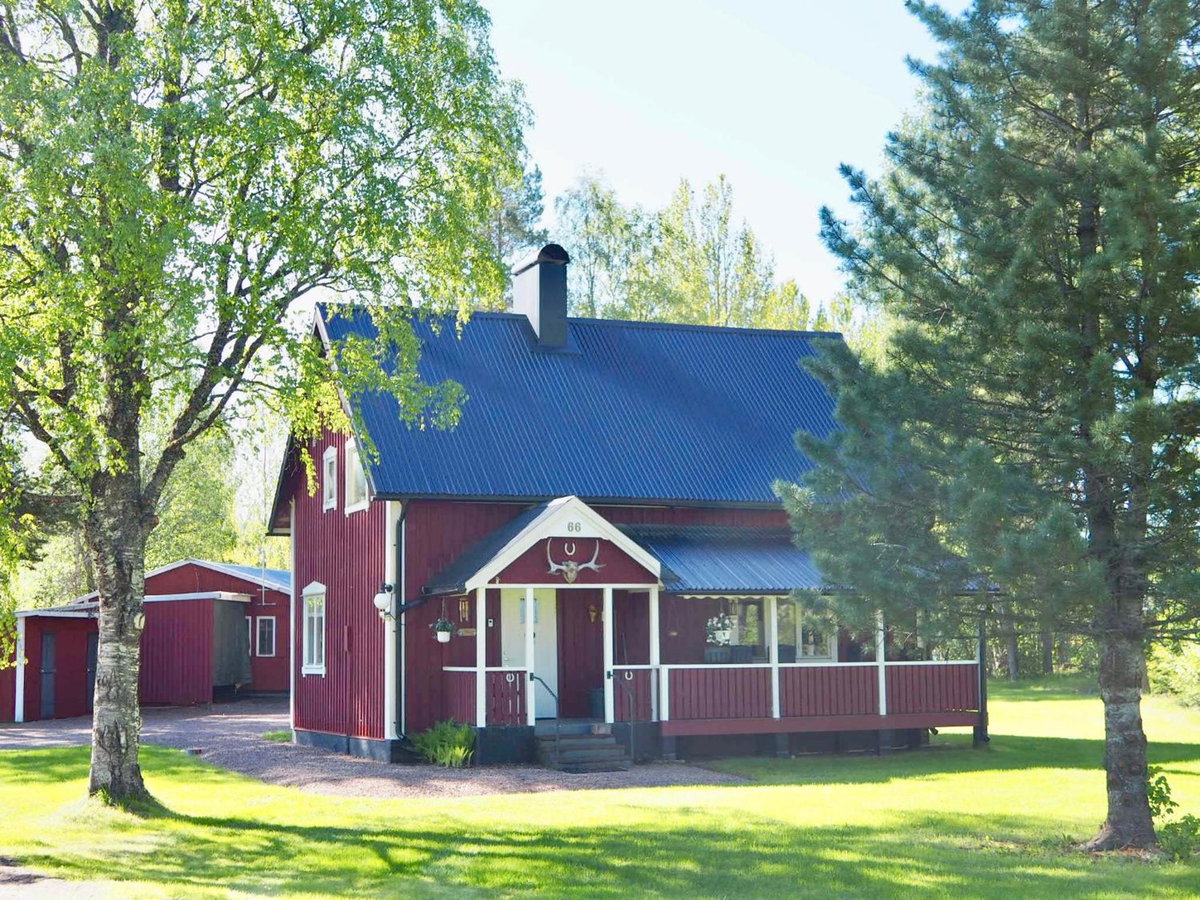 Orsastuguthyrning-Born, Sweden