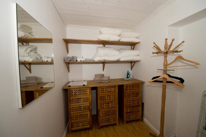 Naturskönt boende nära Skövde, Skövde, Sweden
