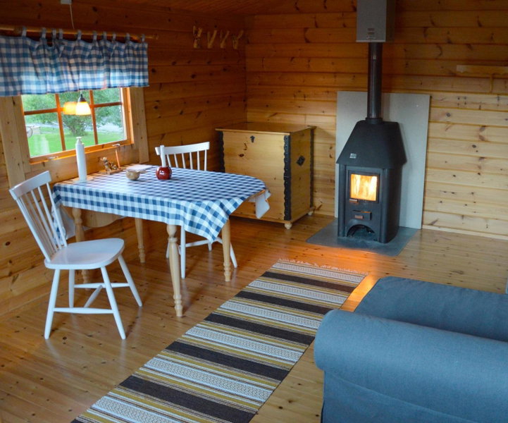 Stuga vid Hedenäsets stencafé, Hedenäset, Sweden