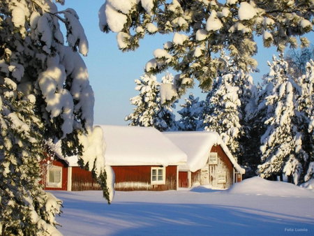 Stuga vid Hedenäsets stencafé, Hedenäset, Sweden