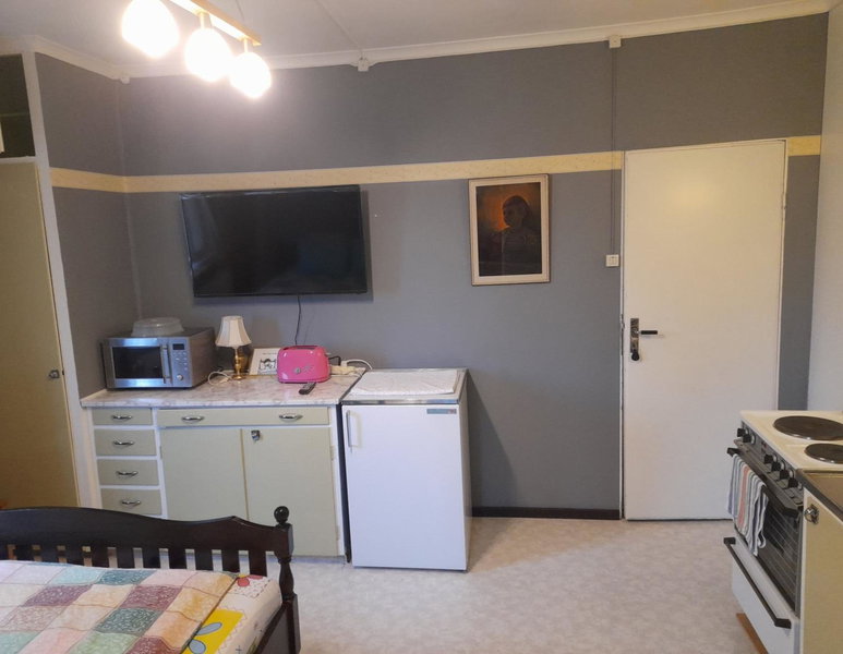 Bedroom with kitchen, 120 m from Sandbach, Bräcke, Sweden
