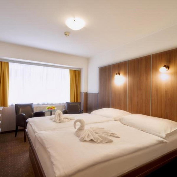 Wellness Hotel GREEN PARADISE, Březová, Czechia