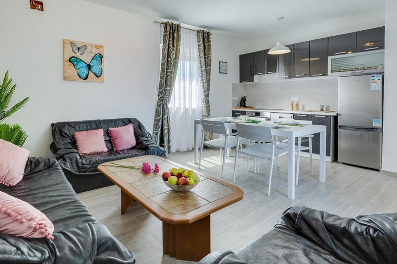 Apartmani Kaštelina, Vir, Croatia