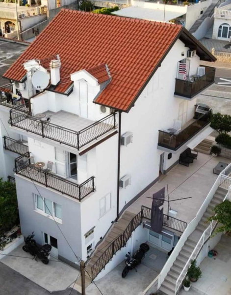 Apartments Rose Loboja, Makarska, Croatia