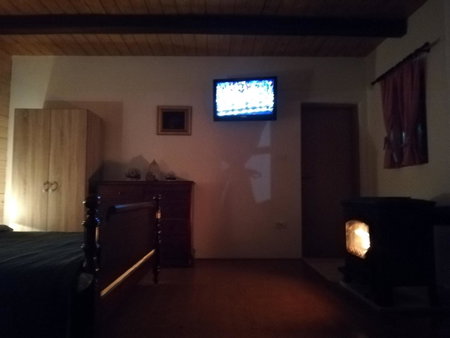 Pod orehom drvena kuća i sauna, Krapina, Хорватия