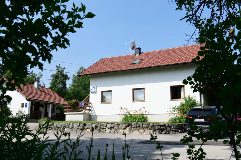 Guest House Family Dukić, Rakovica, Croatia