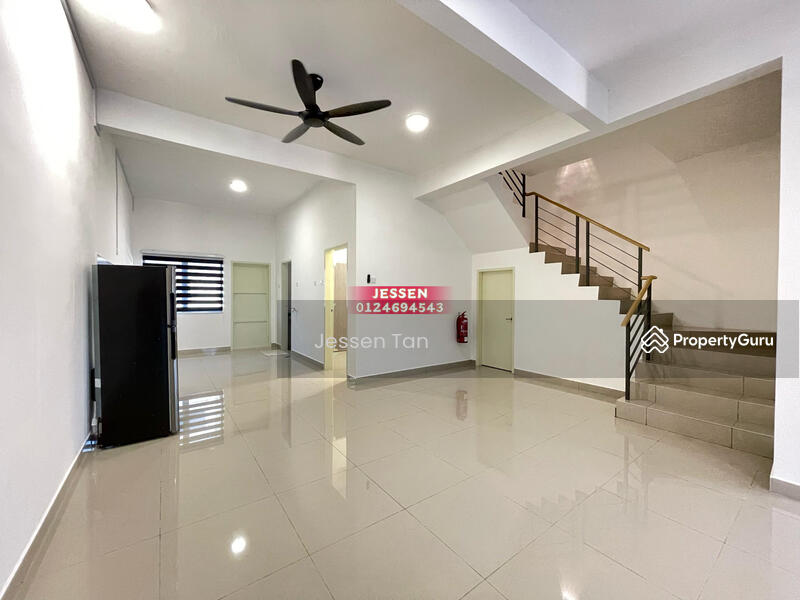 Квартира в аренду в Келапа Батас, Малайзия · Mekarsari (Double-Storey Terrace) · 4 спальни, 3 санузла