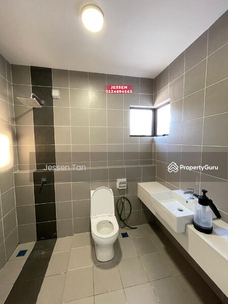 Квартира в аренду в Келапа Батас, Малайзия · Mekarsari (Double-Storey Terrace) · 4 спальни, 3 санузла
