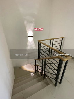 Apartamento en alquiler en Kepala Batas, Malasia · Mekarsari (Double-Storey Terrace) · 4 habitaciones, 3 baños