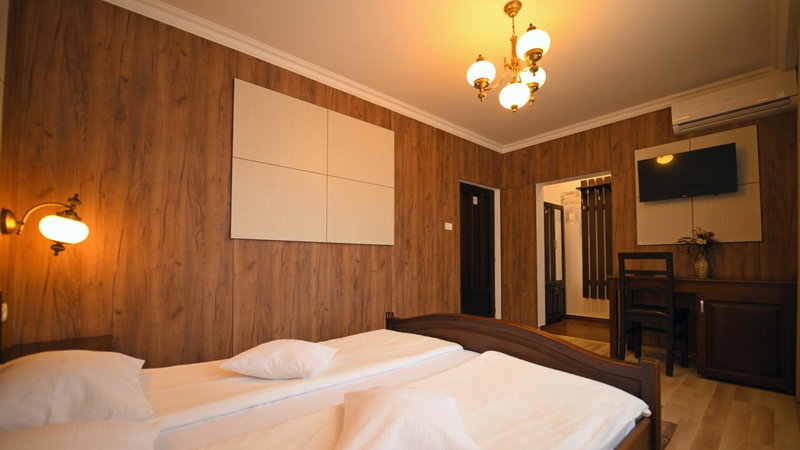 Pensiunea Sarmis Cristal Wellness & Spa, Haţeg, Romania