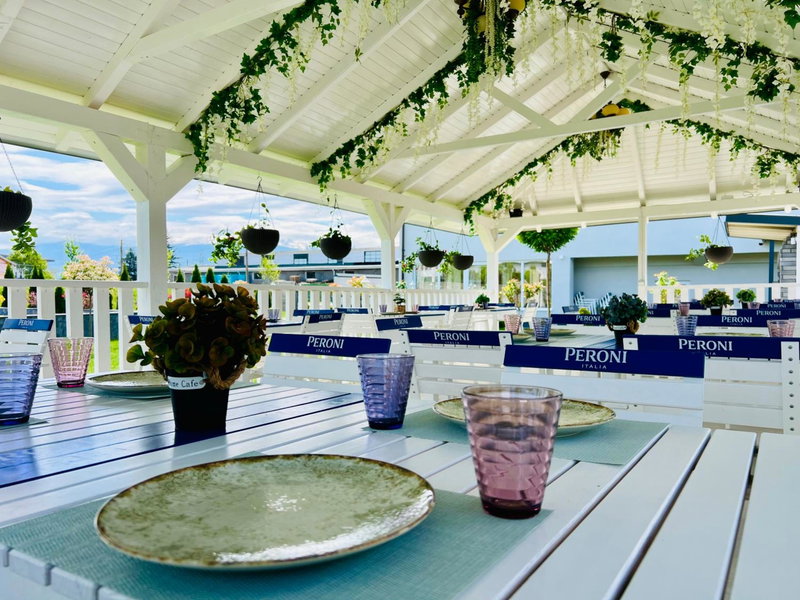 Pensiunea Sarmis Cristal Wellness & Spa, Haţeg, Romania