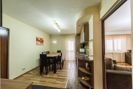 Apartament Carol Davila, Piteşti, Romania