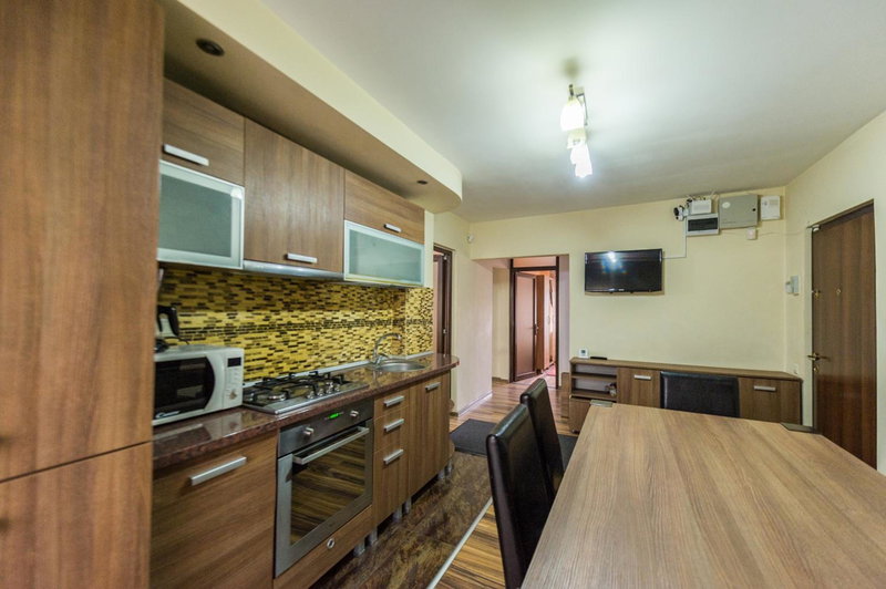 Apartament Carol Davila, Piteşti, Romania