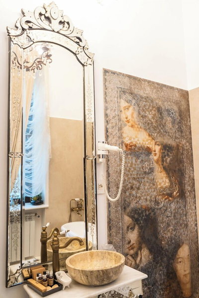 Conacul Coroanei Luxury Boutique Hotel, Bucharest, Romania