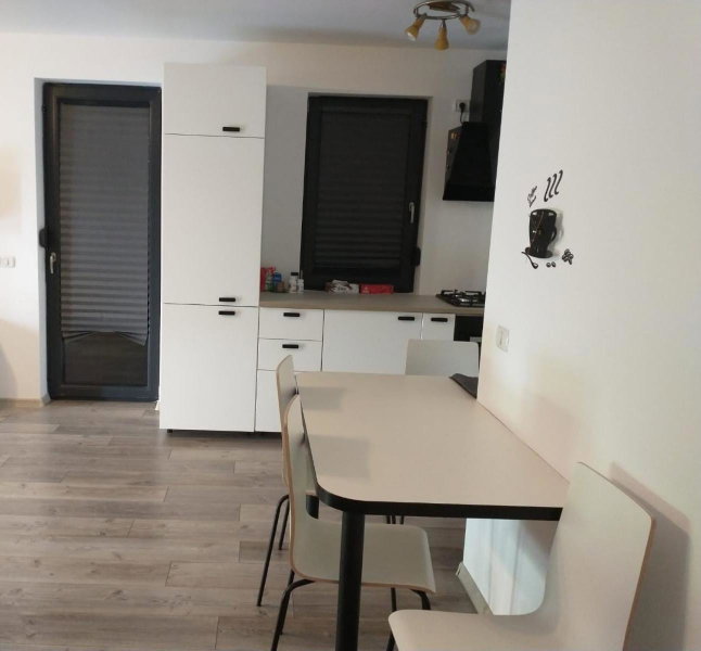 Apartament in complex rezidential cu parcare in curte, Timişoara, Romania
