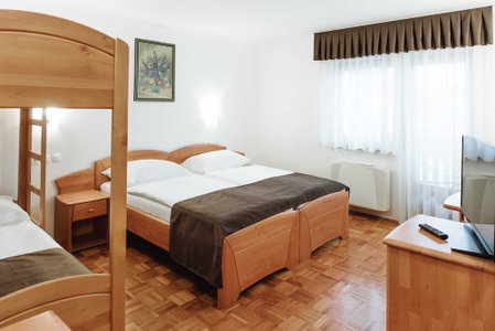 Bed & Breakfast Reaktiv, Maribor, Slovenia