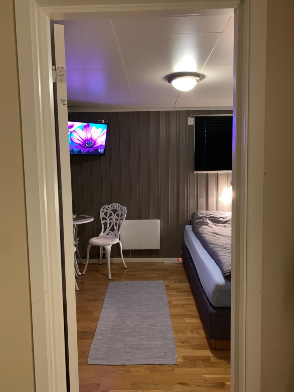 Cozy & private room in the middle of Lofoten, Noruega