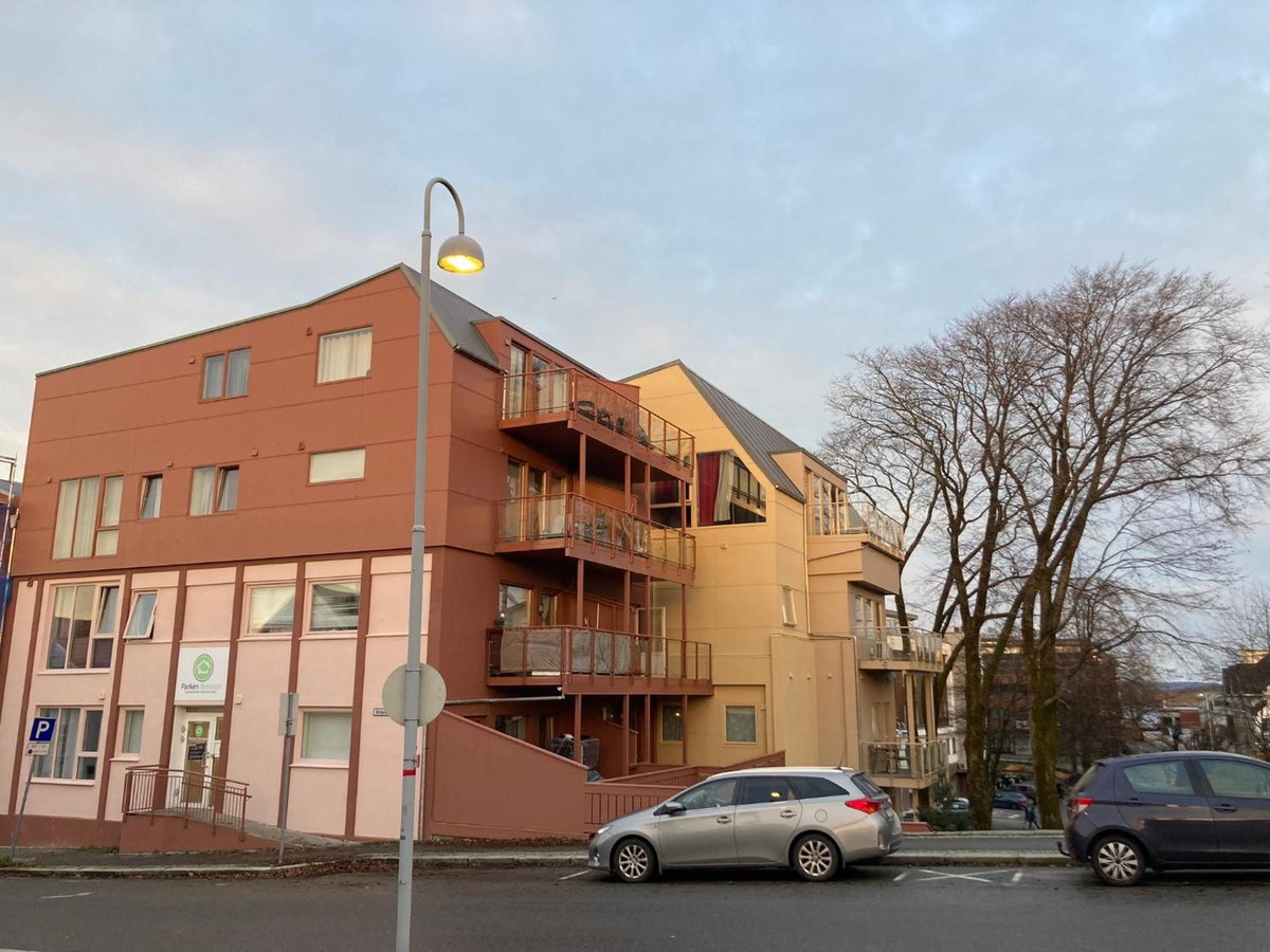 Hôtel · Parken Terrasse Apartment Hotel, Kopervik