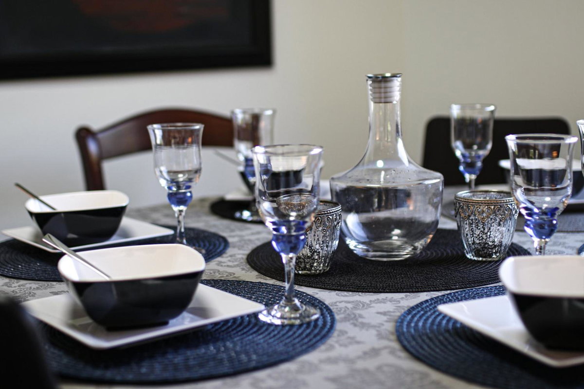Hotel · Krossmyrhill. Great house, Eik