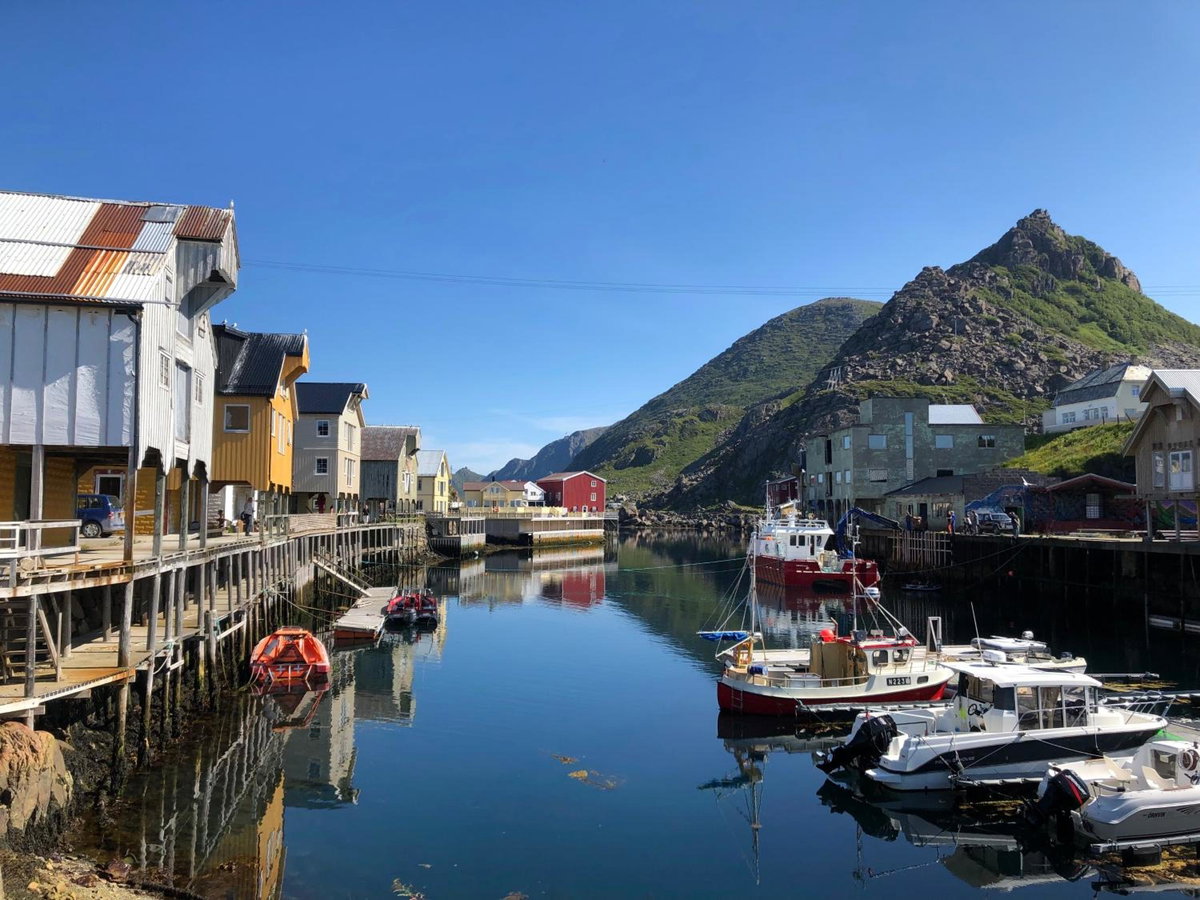Hotel · Cute small apartment on the pier in Nyksund, Nyksund