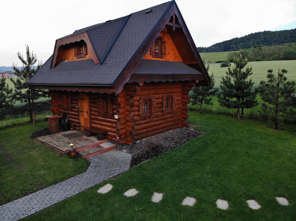 Hôtel · Ubytovanie Koliba Pacho - Zrub Jolanka, Prievidza