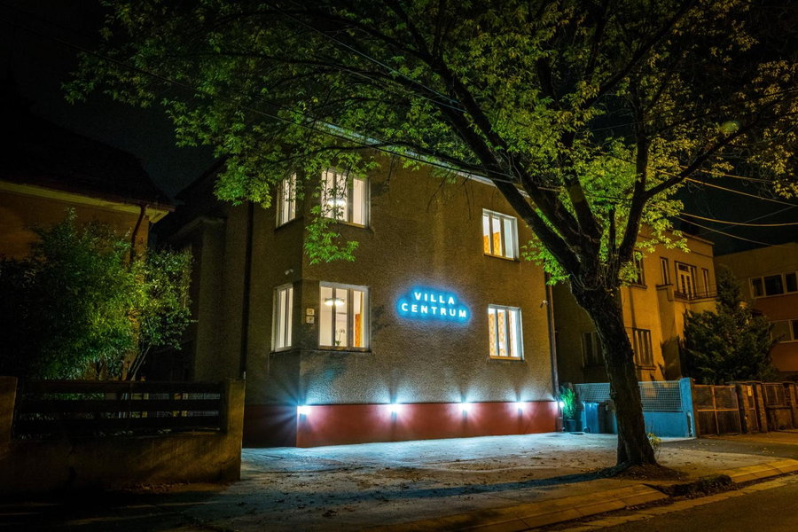 VILLA CENTRUM APARTMÁNY s RAŇAJKAMI A SAUNOU, Martin, Eslovaquia