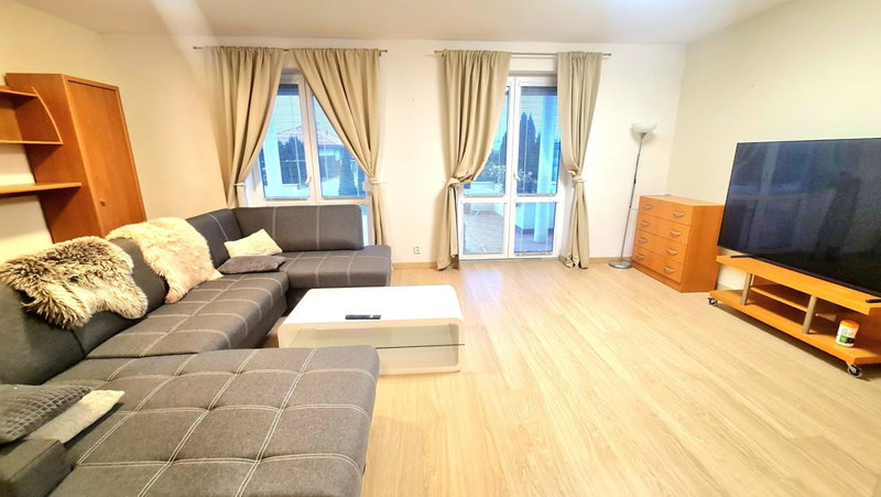 Modern & cozy house with 3 bed rooms and garden, Prievoz, Eslovaquia