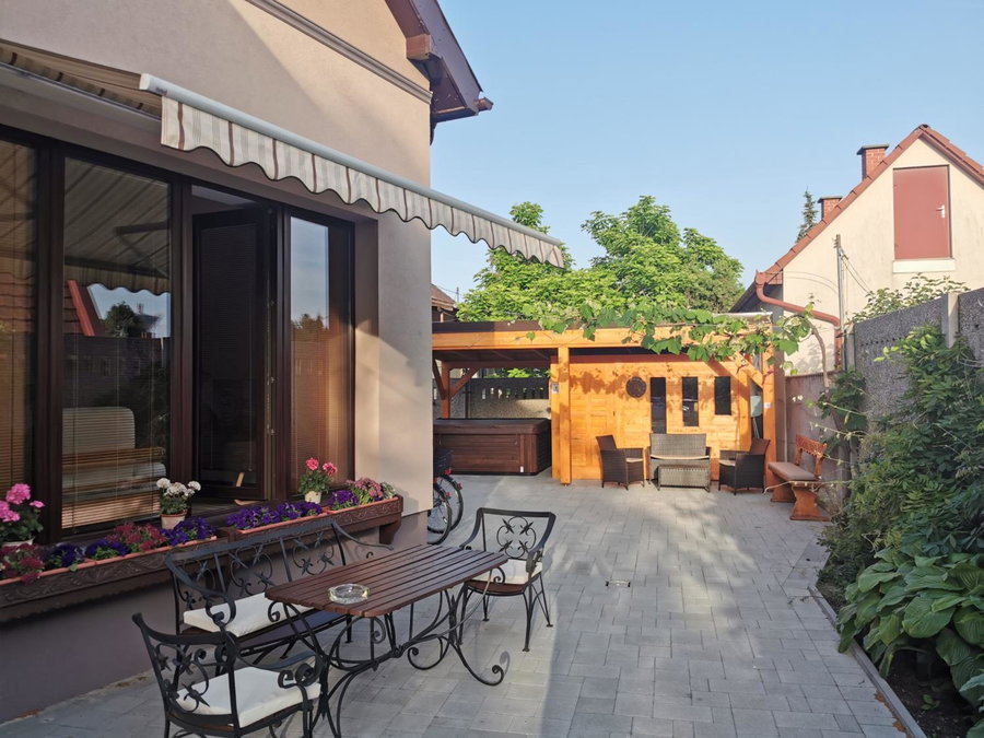 Fészek Fogadó - Pension Nest, Mosonmagyaróvár, Hungary