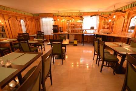 Fészek Fogadó - Pension Nest, Mosonmagyaróvár, Hungary
