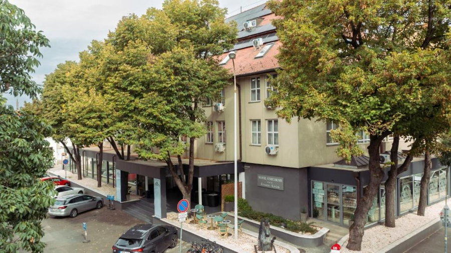 Hotel Unicornis, Eger, Hungary