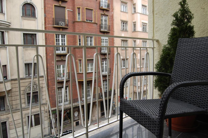 Budapest Downtown Apartments with Balcony & optional Garage & Restaurant in the building, Budapest, Hungary