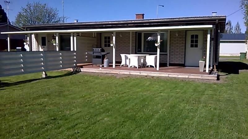 Majoituspalvelu Nurmi Apartment Peipontie 3 A Saunallinen Huoneisto, Raahe, Finland