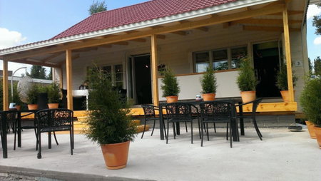 Majatalo & Ravintola Villa Emilia, Ypäjä, Finland