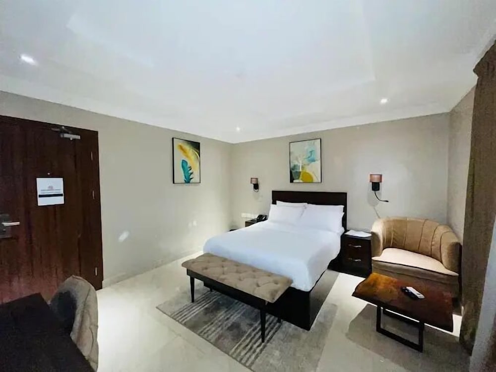 Tomats Hotel and Suites, Nigeria