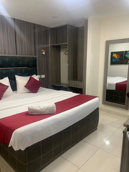 Santino Grand Luxury Hotel, Enugu, Нигерия