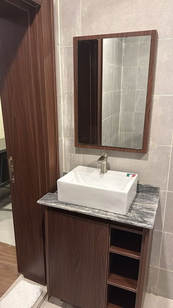Moz One Executive Guest Rooms-Amorè, Lagos, Nigeria
