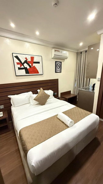 Moz One Executive Guest Rooms-Amorè, Lagos, Nigeria