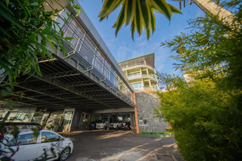 Olympus Plaza Hotel, Haputale, Sri Lanka