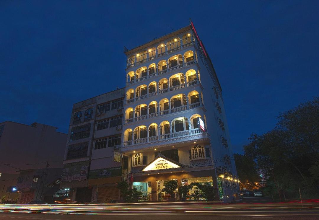 Dynasty Inn, Малайзия