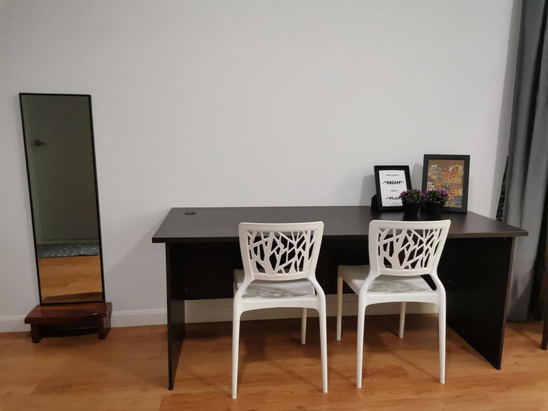 POOLVIEW Geniehome 3BR Free100mbps and Carpark at Utropolis Shah Alam, Shah Alam, Malaysia