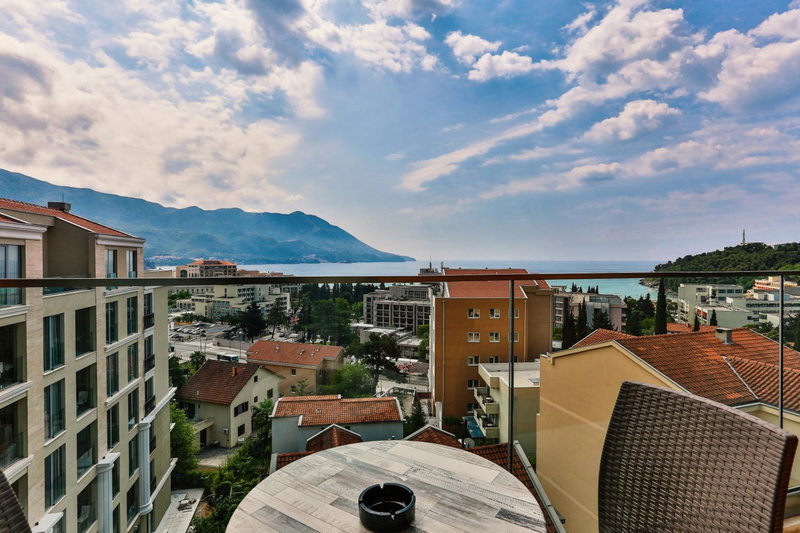 Hotel Lusso Mare by Aycon, Budva, Montenegro
