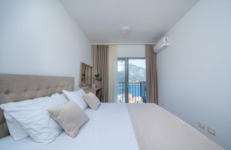 Andjela's Place with Sea View, Kotor, Черногория