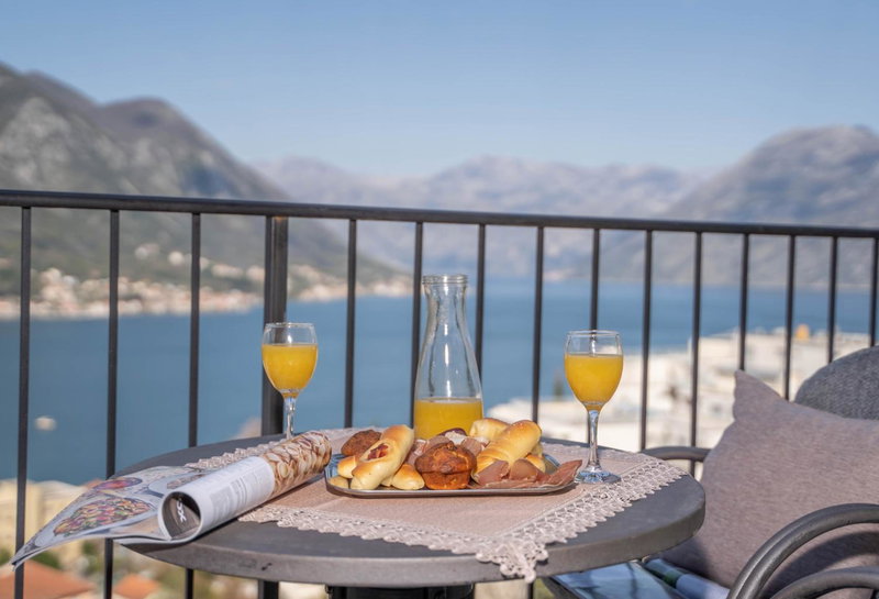 Andjela's Place with Sea View, Kotor, Черногория