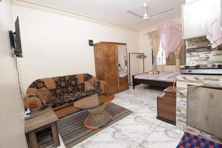 Lux Suites Ganjoni Studio Apartment, Mombasa, Kenya