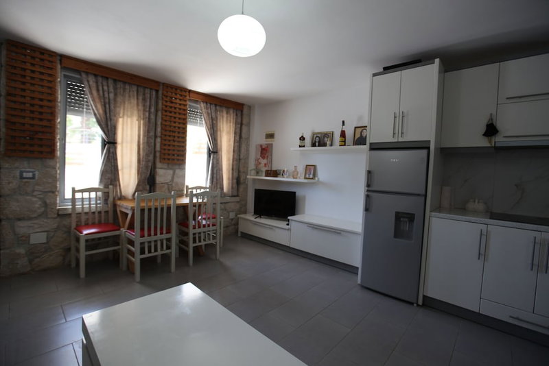Vila Anhel, Ksamil, Albania