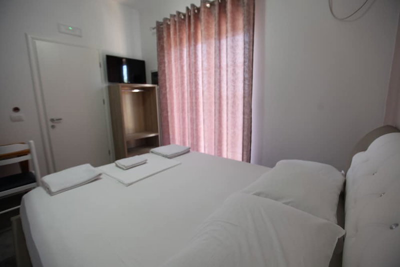 Vila Anhel, Ksamil, Albania